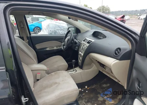 2008 Toyota Yaris from USA, damaged, VIN JTDBT923184030110